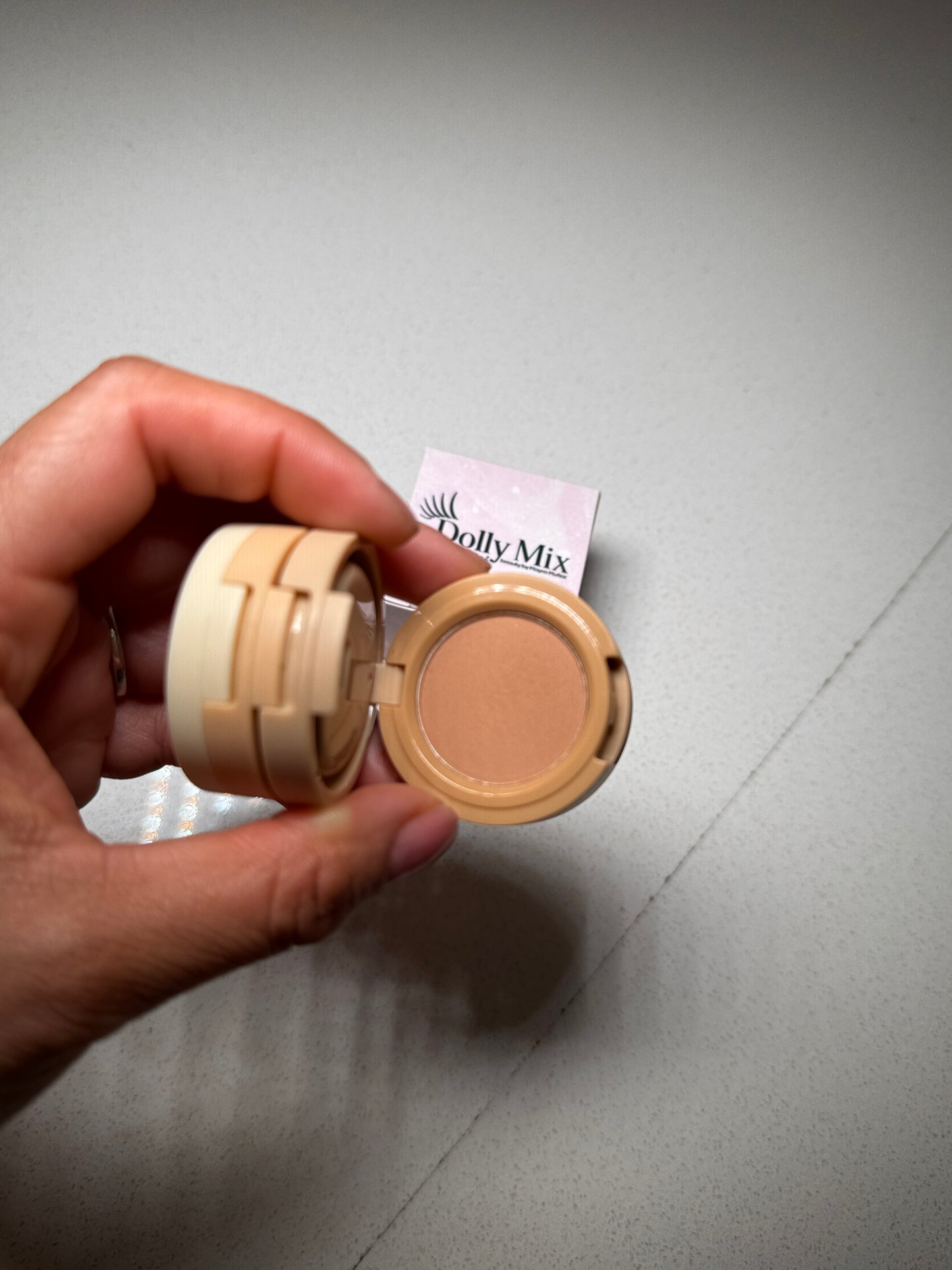 Eyeshadow Travel friendly